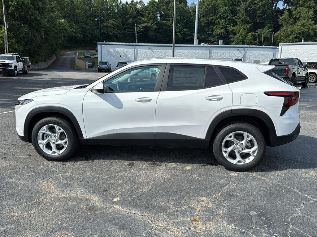 new 2025 Chevrolet Trax car, priced at $22,180