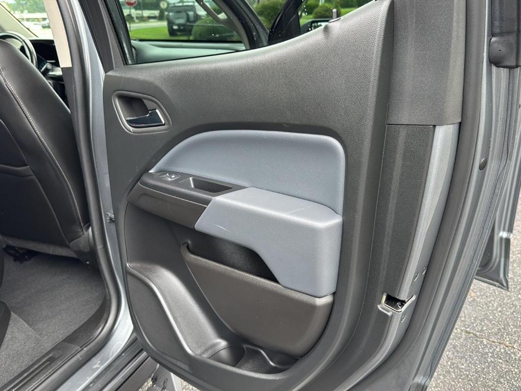 used 2022 Chevrolet Colorado car, priced at $31,388