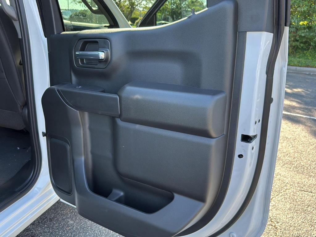 new 2026 Chevrolet Silverado 1500 car, priced at $40,505