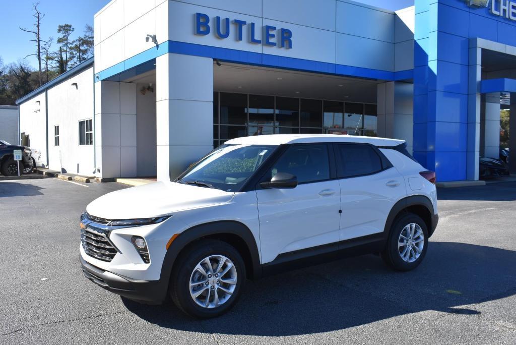 new 2025 Chevrolet TrailBlazer car, priced at $24,120