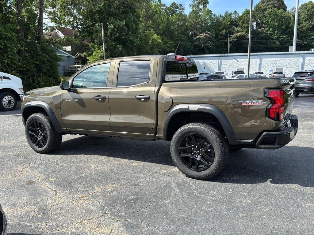 new 2025 Chevrolet Colorado car