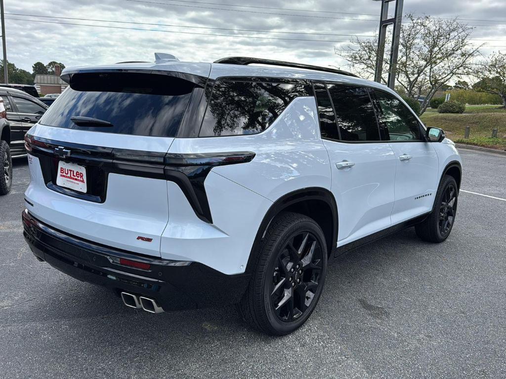 new 2026 Chevrolet Traverse car, priced at $60,690