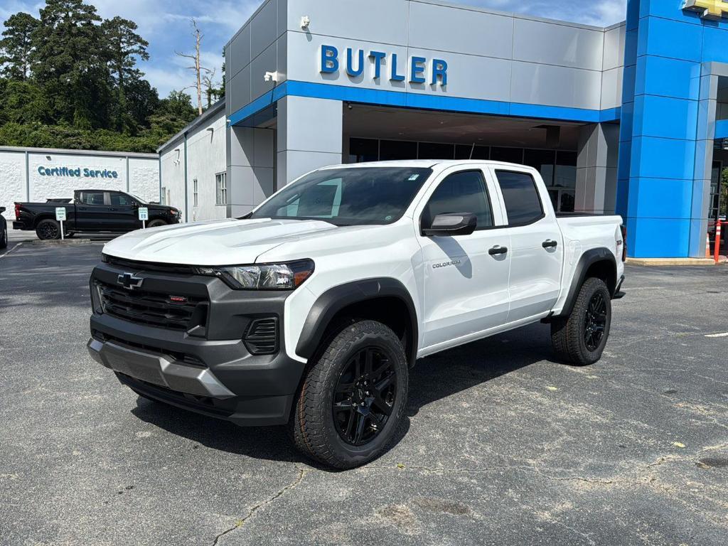 new 2025 Chevrolet Colorado car, priced at $42,535