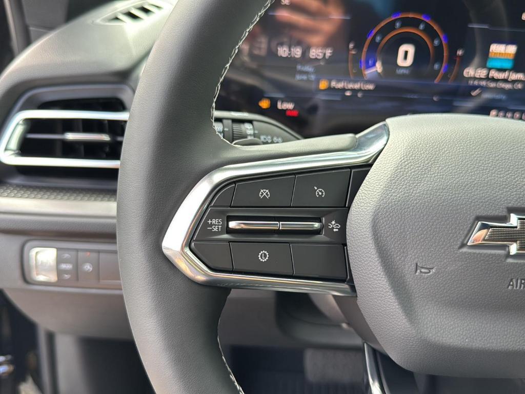 new 2025 Chevrolet Traverse car, priced at $44,730