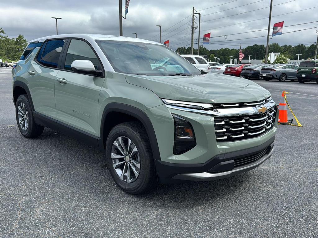 new 2026 Chevrolet Equinox car, priced at $32,580