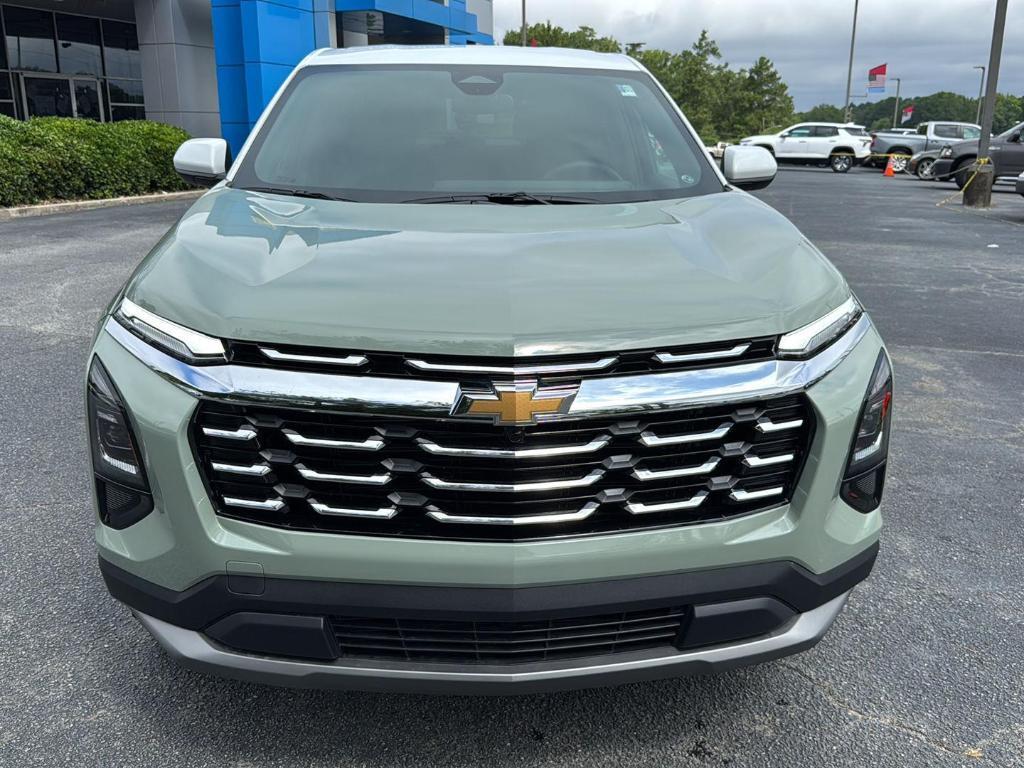 new 2026 Chevrolet Equinox car, priced at $32,580