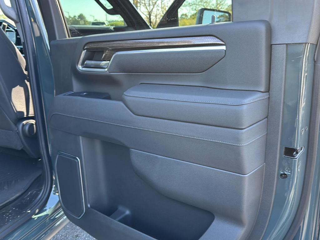 new 2026 Chevrolet Silverado 2500 car, priced at $74,325