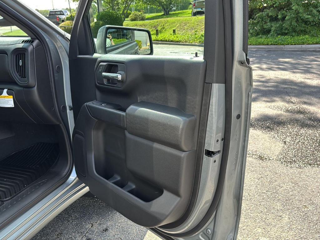 new 2025 Chevrolet Silverado 1500 car, priced at $44,440