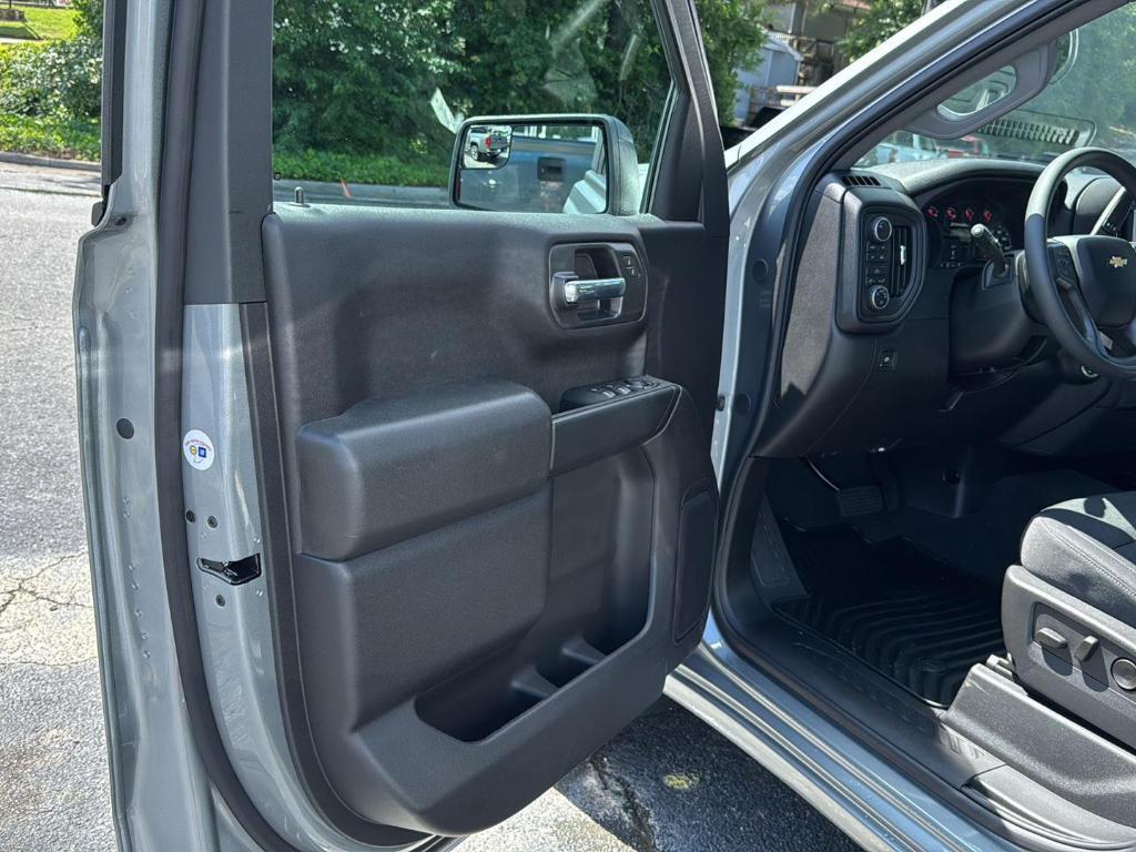 new 2025 Chevrolet Silverado 1500 car, priced at $44,440