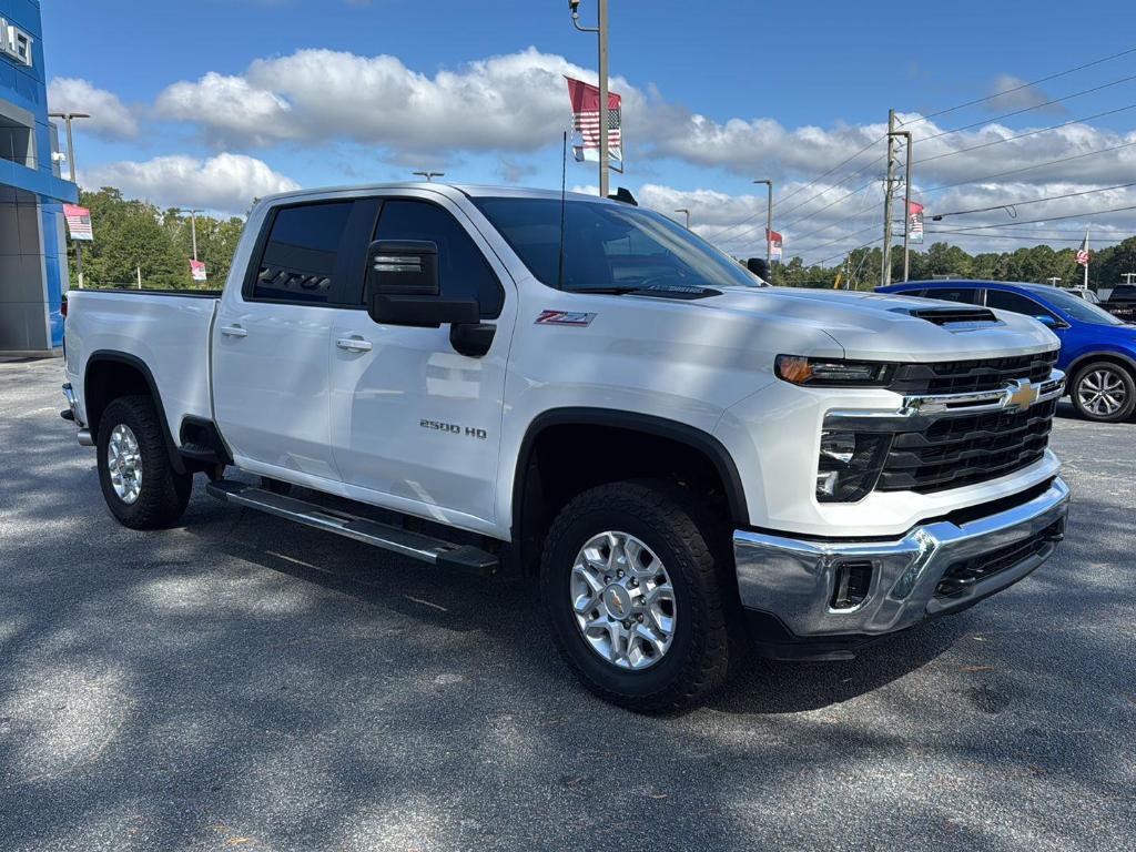 used 2025 Chevrolet Silverado 2500 car, priced at $65,550