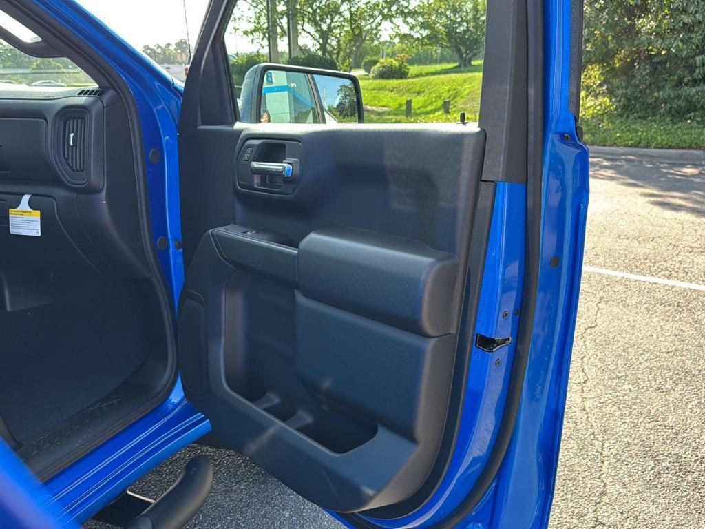 new 2025 Chevrolet Silverado 1500 car, priced at $48,525