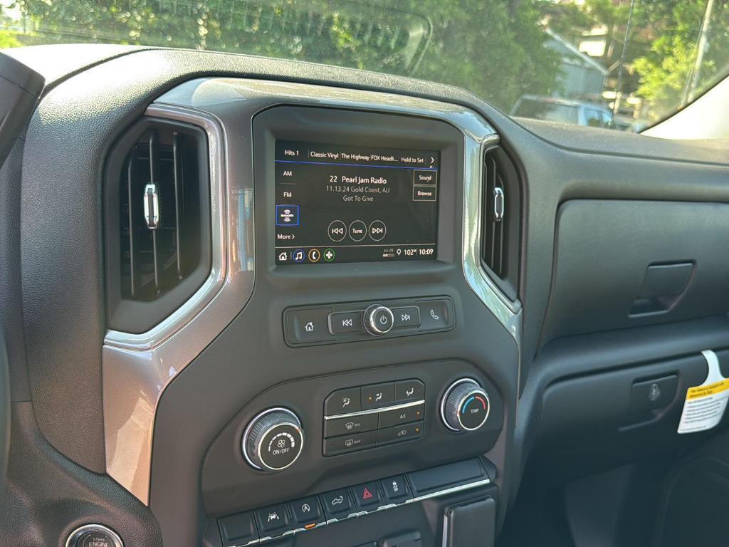 new 2025 Chevrolet Silverado 1500 car, priced at $48,525