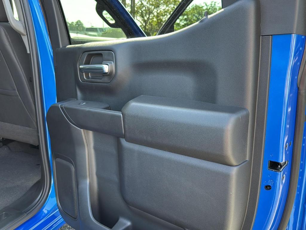 new 2025 Chevrolet Silverado 1500 car, priced at $48,525