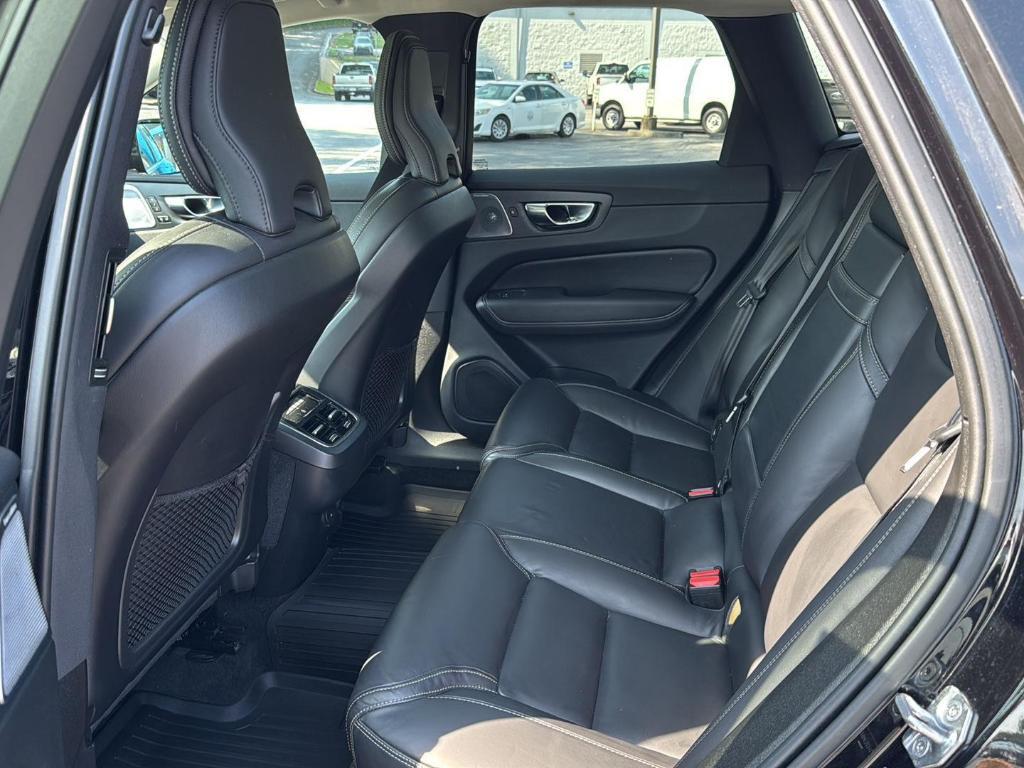used 2021 Volvo XC60 car, priced at $28,777