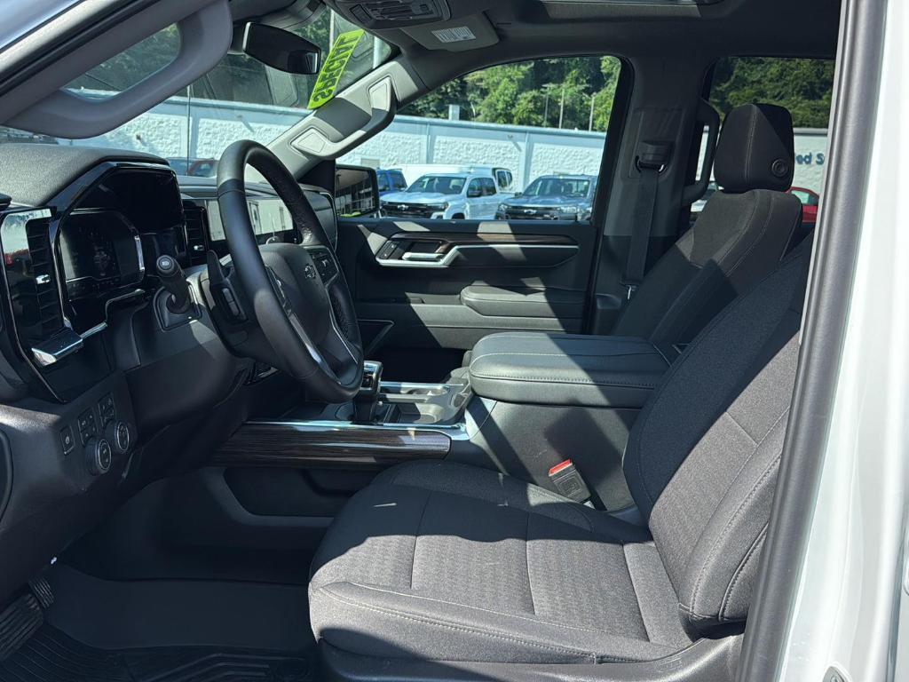 new 2025 Chevrolet Silverado 1500 car, priced at $65,300