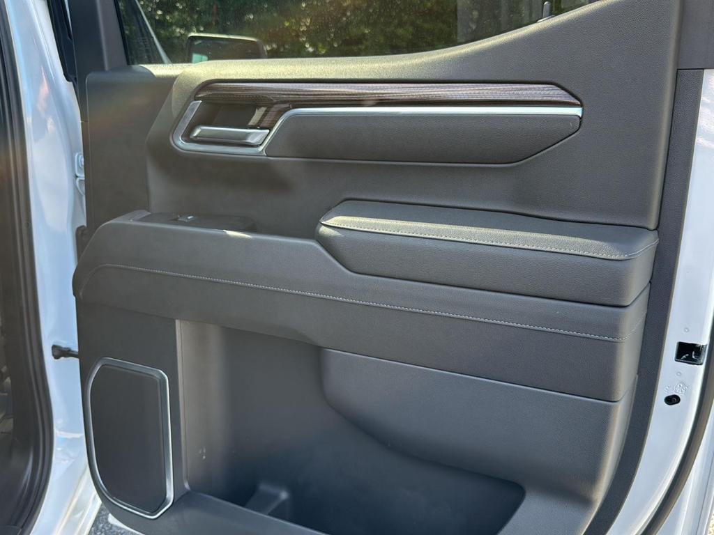 new 2025 Chevrolet Silverado 1500 car, priced at $65,300