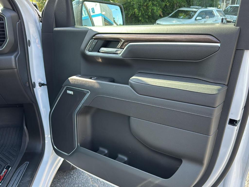 new 2025 Chevrolet Silverado 1500 car, priced at $65,300