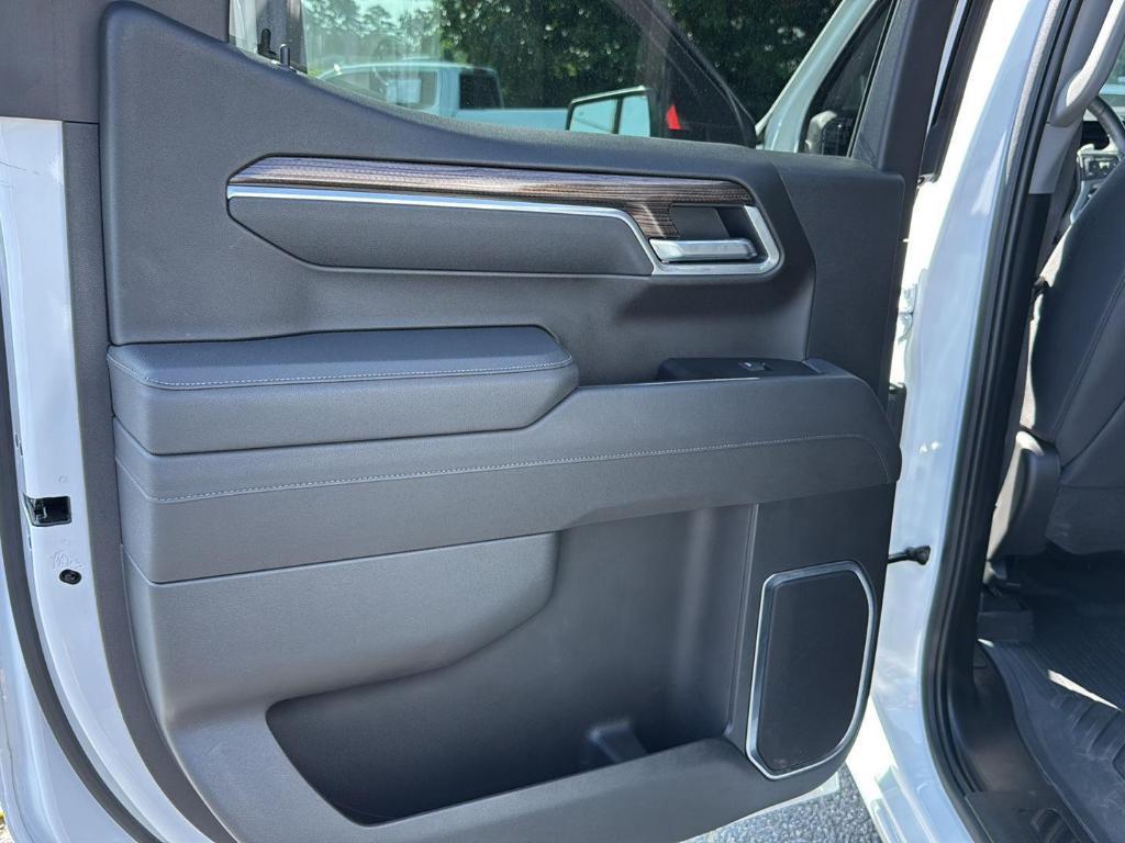 new 2025 Chevrolet Silverado 1500 car, priced at $65,300