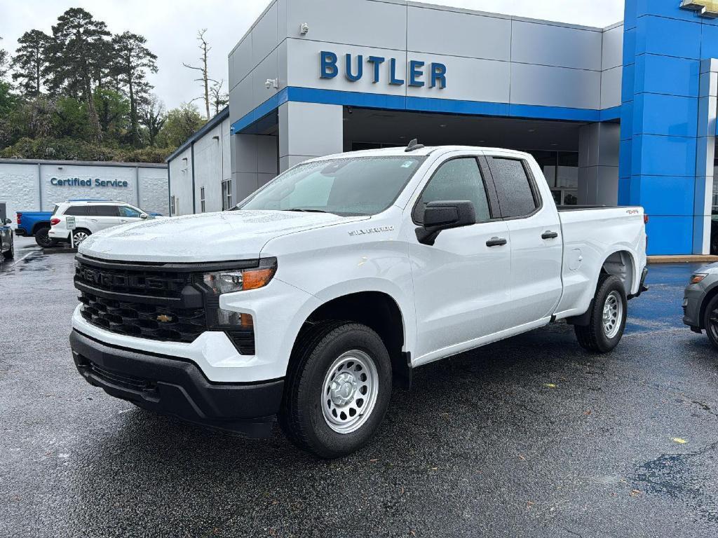 new 2025 Chevrolet Silverado 1500 car, priced at $45,070