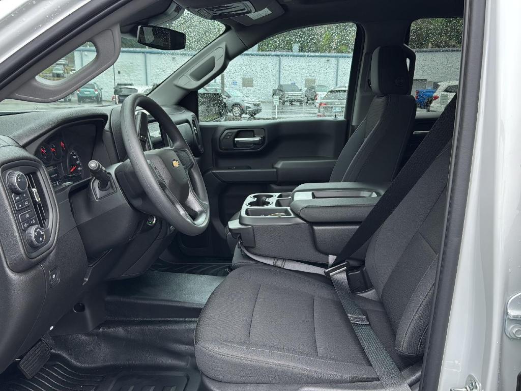 new 2025 Chevrolet Silverado 1500 car, priced at $45,070