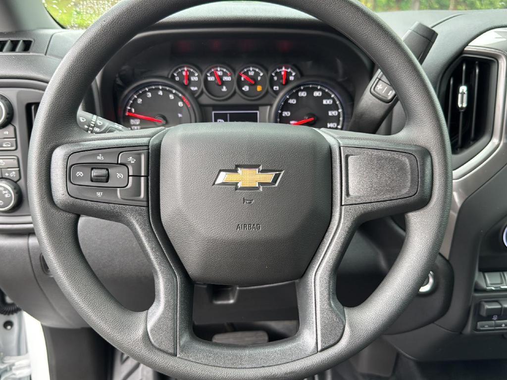 new 2025 Chevrolet Silverado 1500 car, priced at $45,070