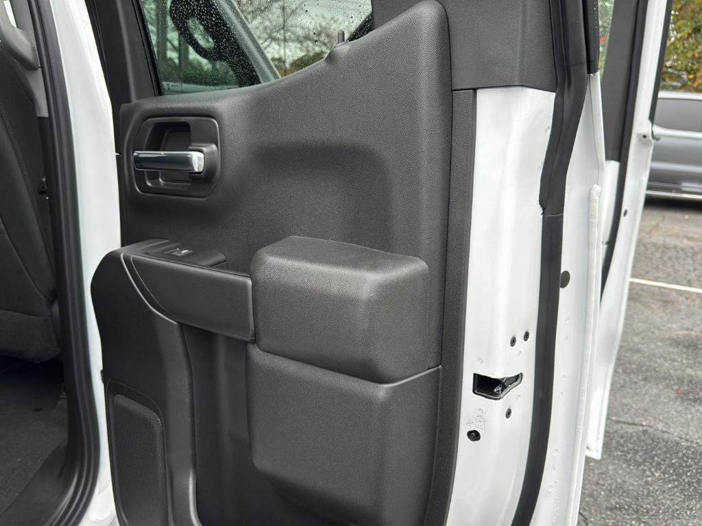 new 2026 Chevrolet Silverado 1500 car, priced at $44,275