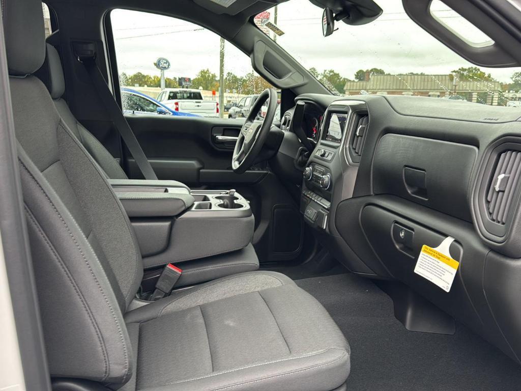 new 2026 Chevrolet Silverado 1500 car, priced at $44,275