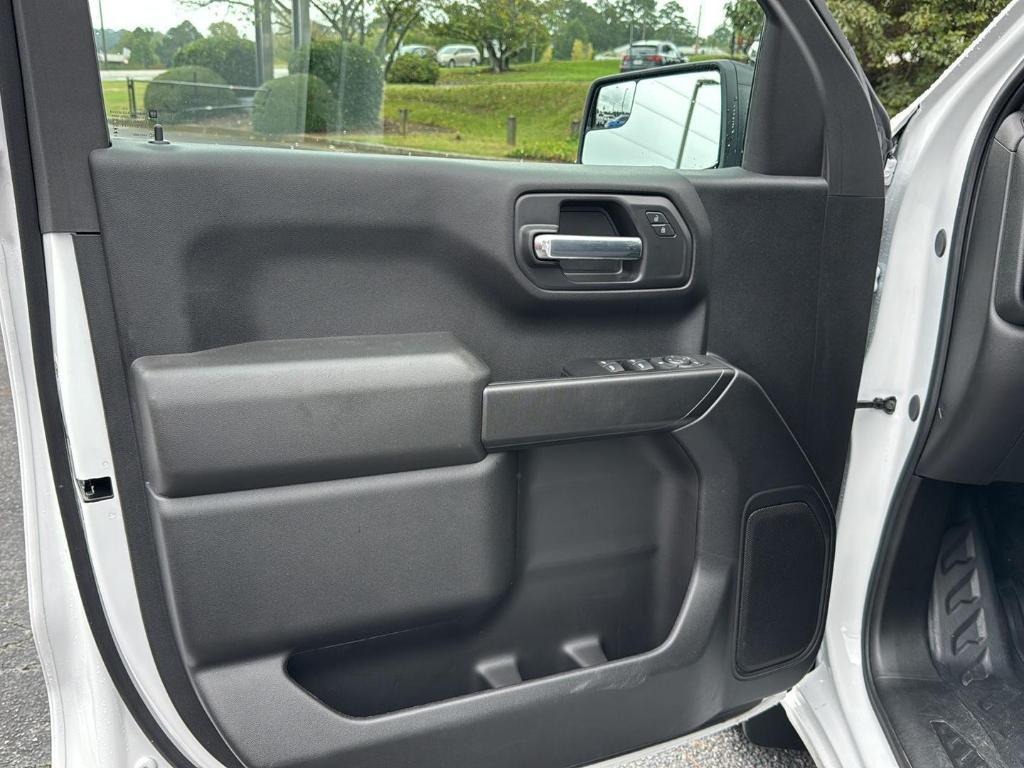 new 2025 Chevrolet Silverado 1500 car, priced at $44,070