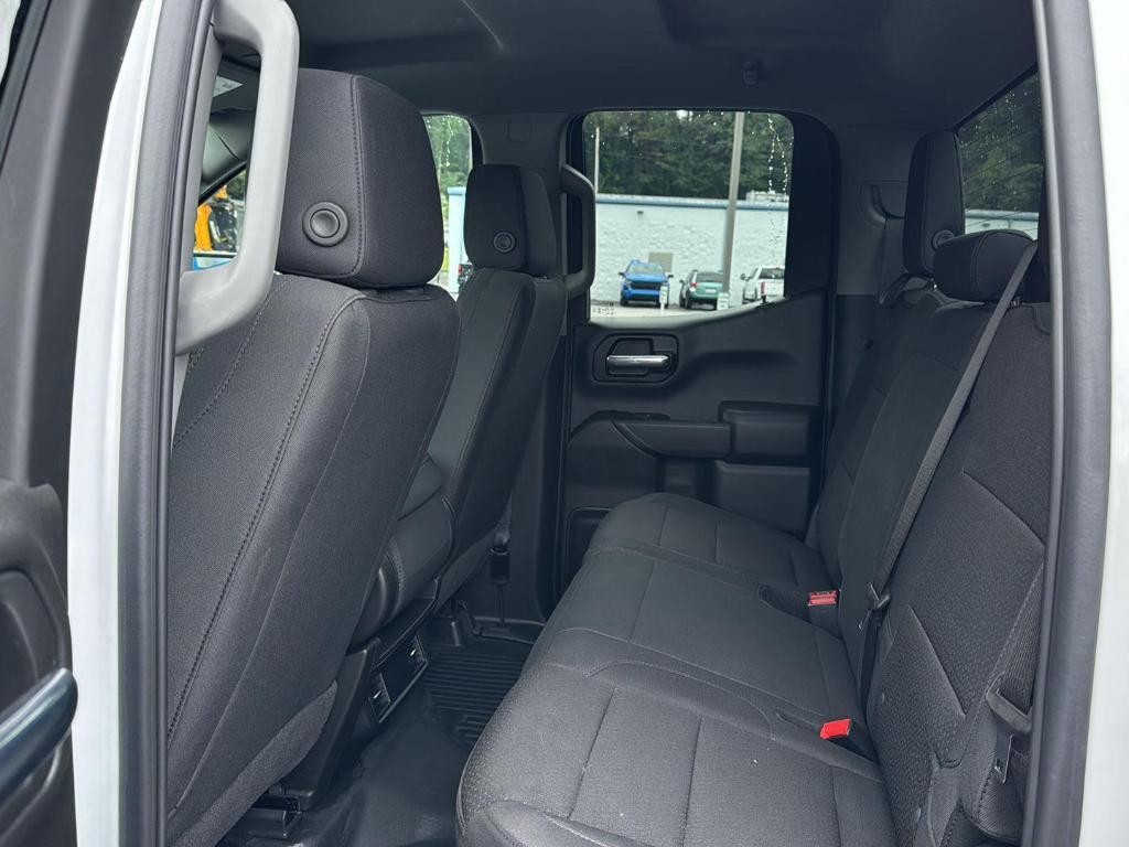 new 2025 Chevrolet Silverado 1500 car, priced at $44,070