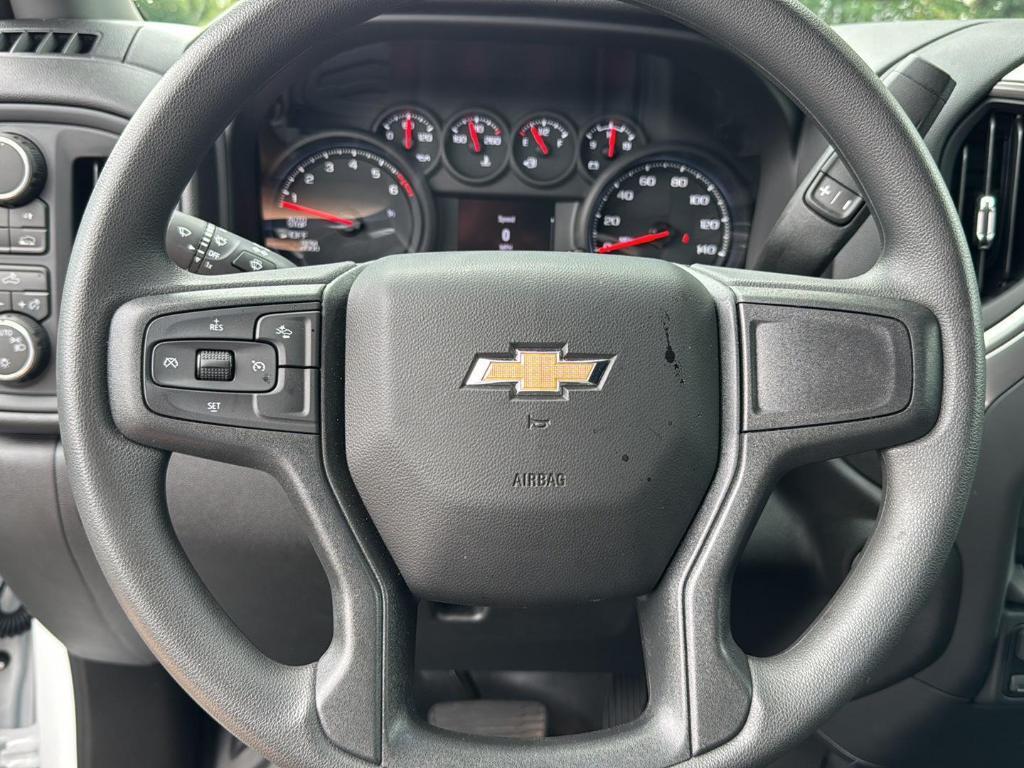 new 2025 Chevrolet Silverado 1500 car, priced at $44,070
