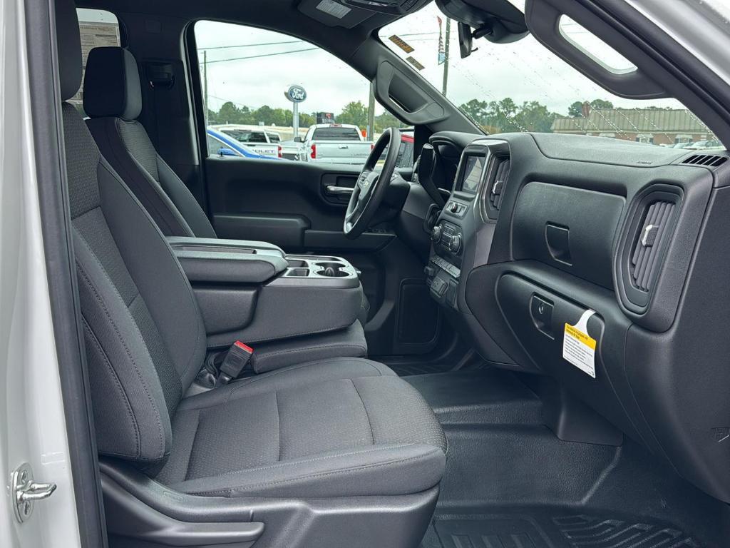new 2025 Chevrolet Silverado 1500 car, priced at $44,070
