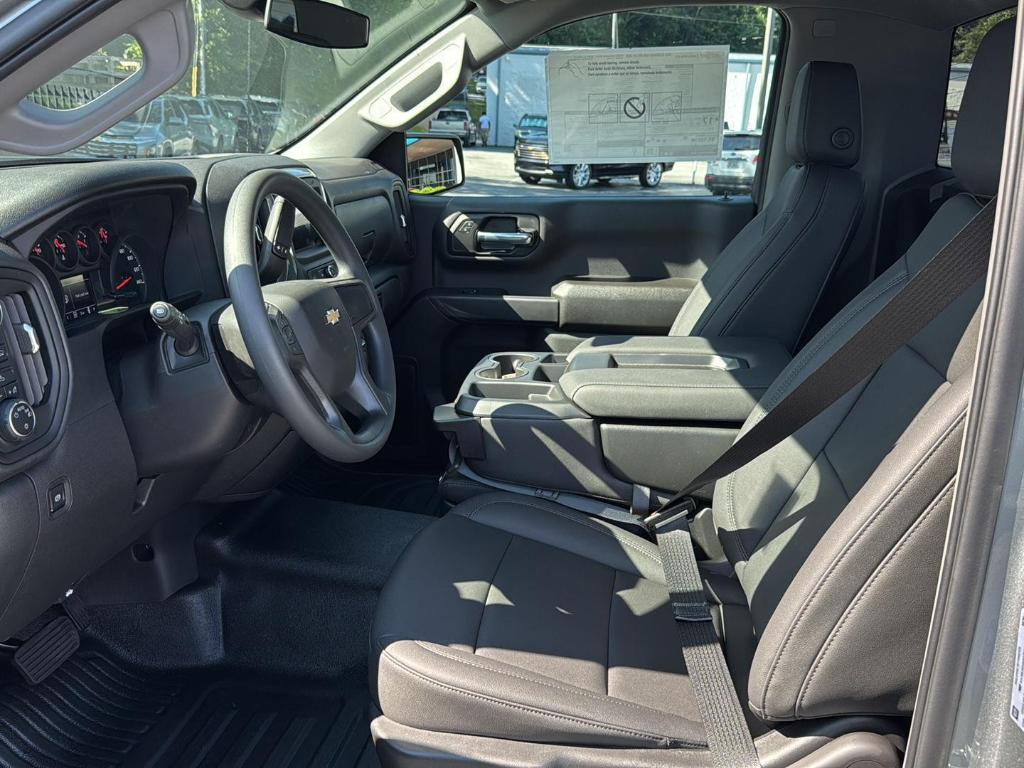 new 2025 Chevrolet Silverado 1500 car, priced at $43,330