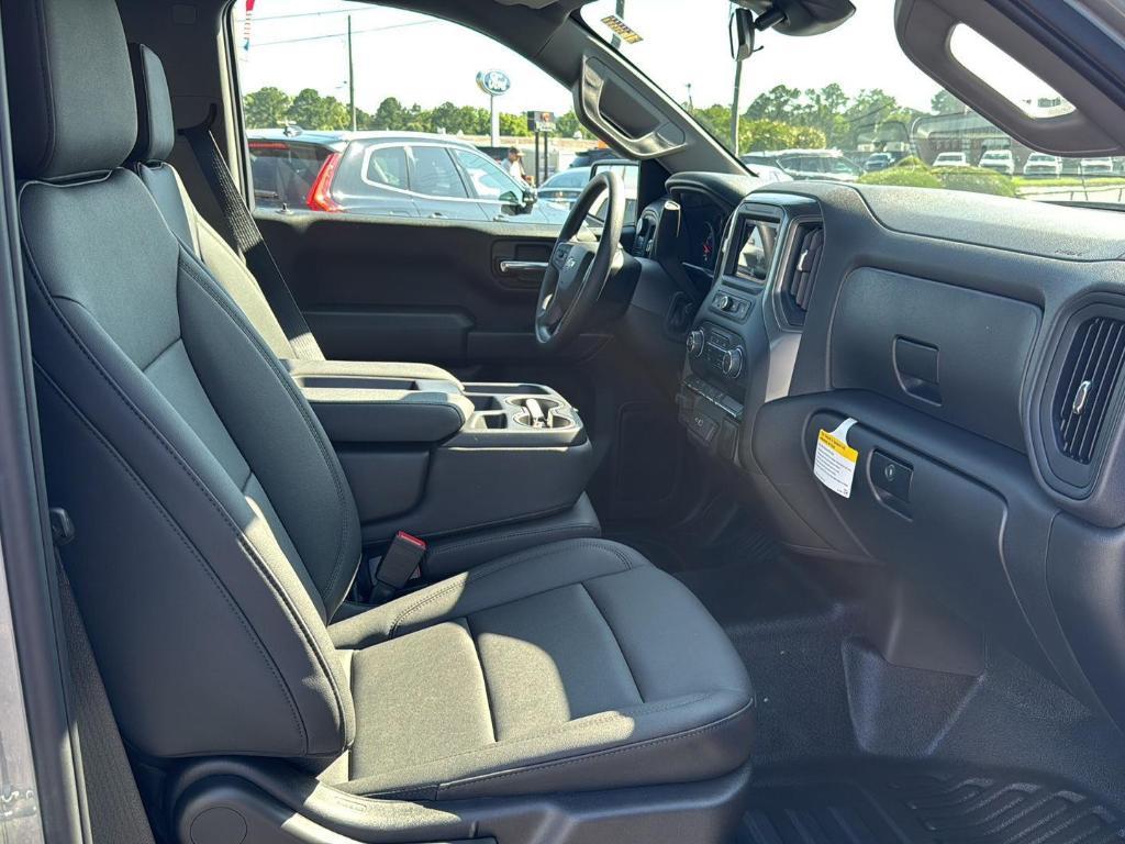 new 2025 Chevrolet Silverado 1500 car, priced at $43,330