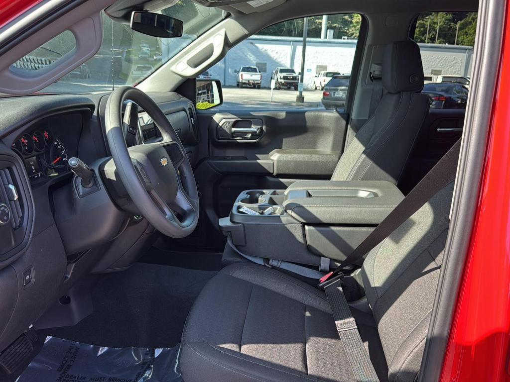 new 2025 Chevrolet Silverado 1500 car, priced at $39,295