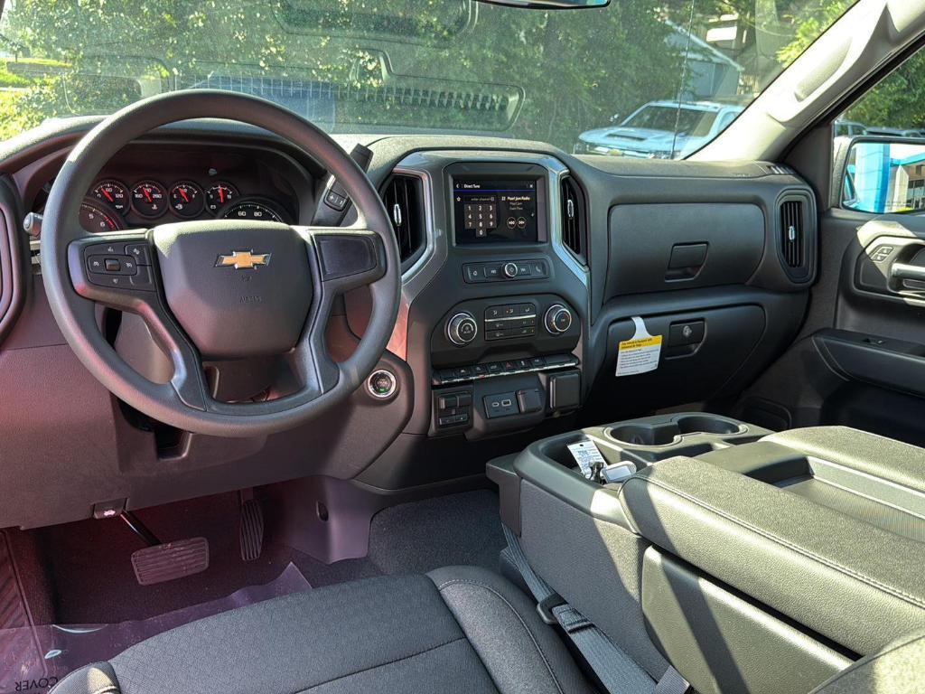 new 2025 Chevrolet Silverado 1500 car, priced at $39,295
