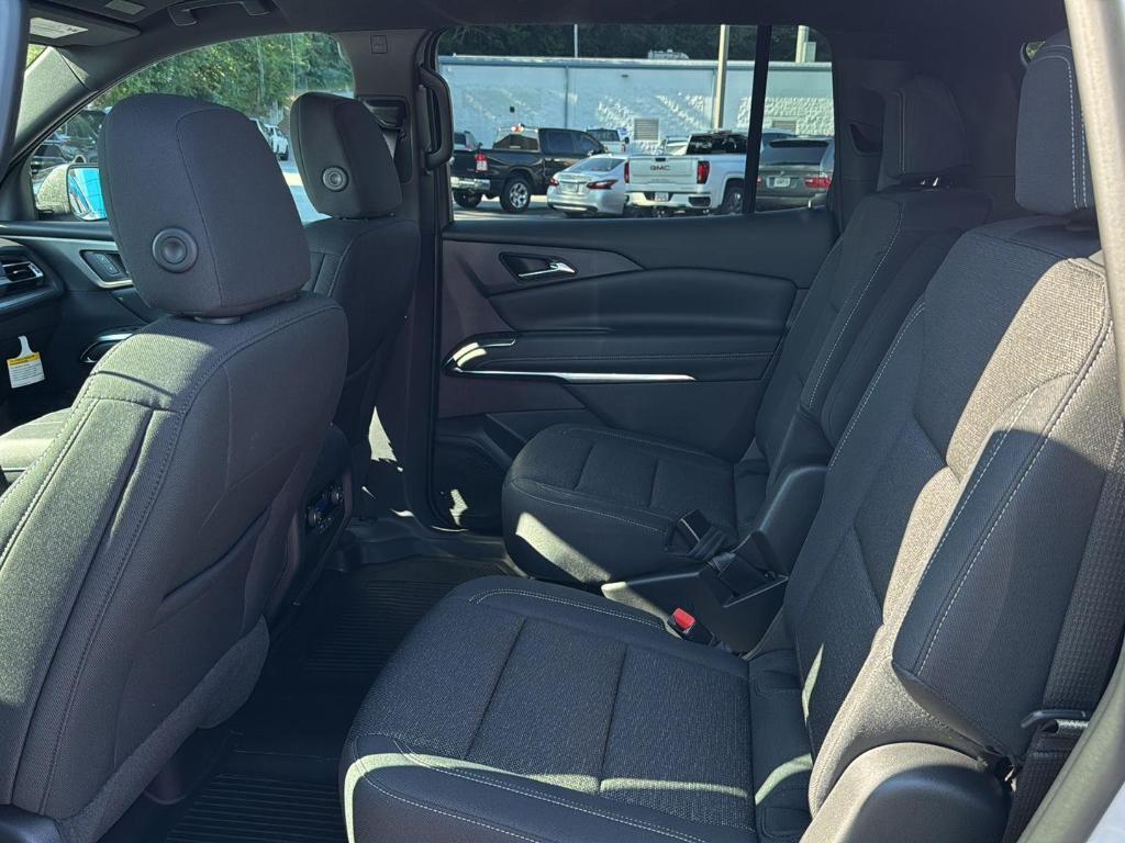 new 2026 Chevrolet Traverse car, priced at $45,495