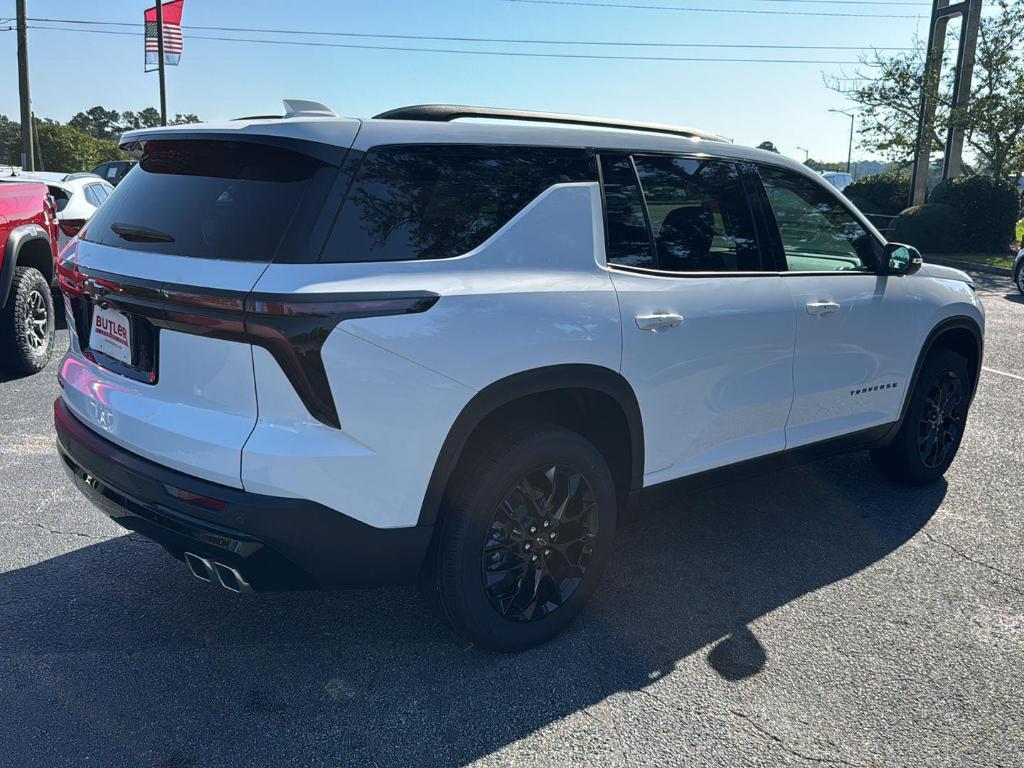new 2026 Chevrolet Traverse car, priced at $45,495