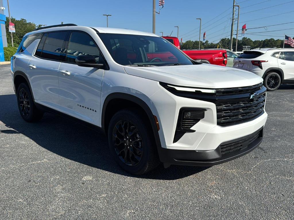 new 2026 Chevrolet Traverse car, priced at $45,495