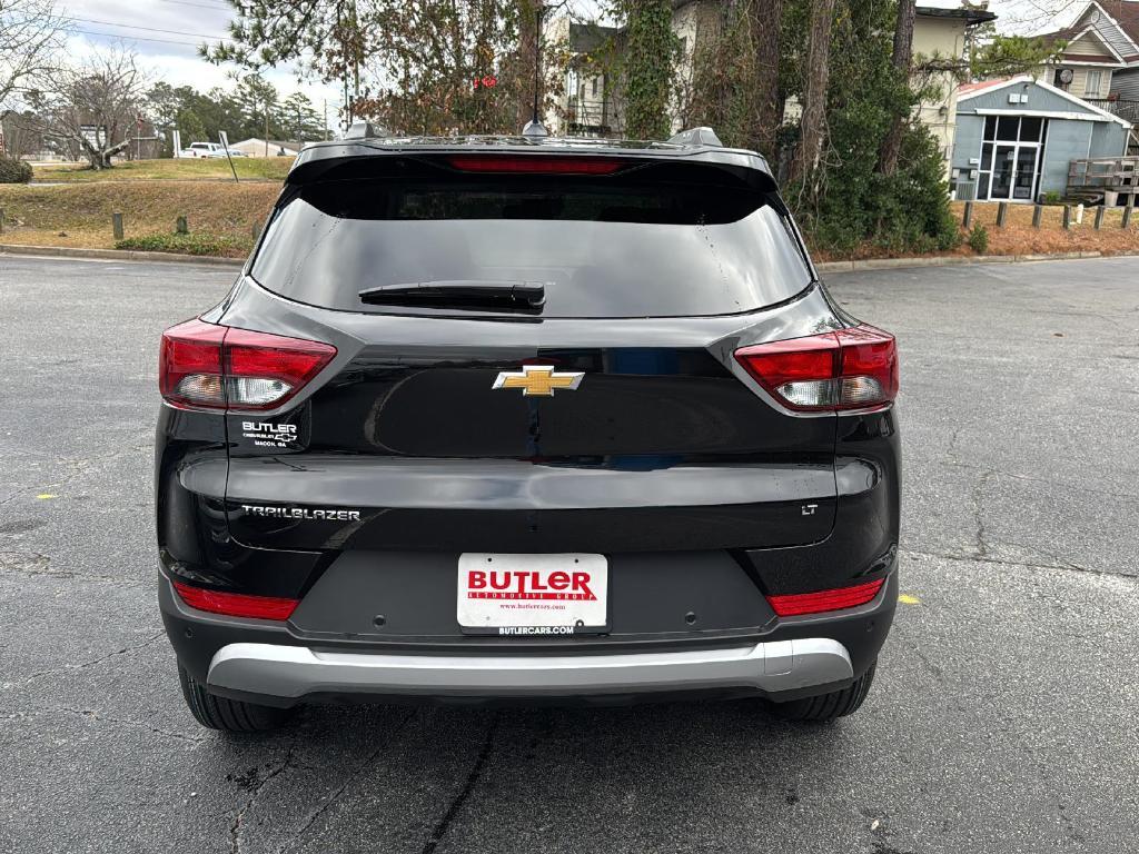 new 2025 Chevrolet TrailBlazer car, priced at $26,915