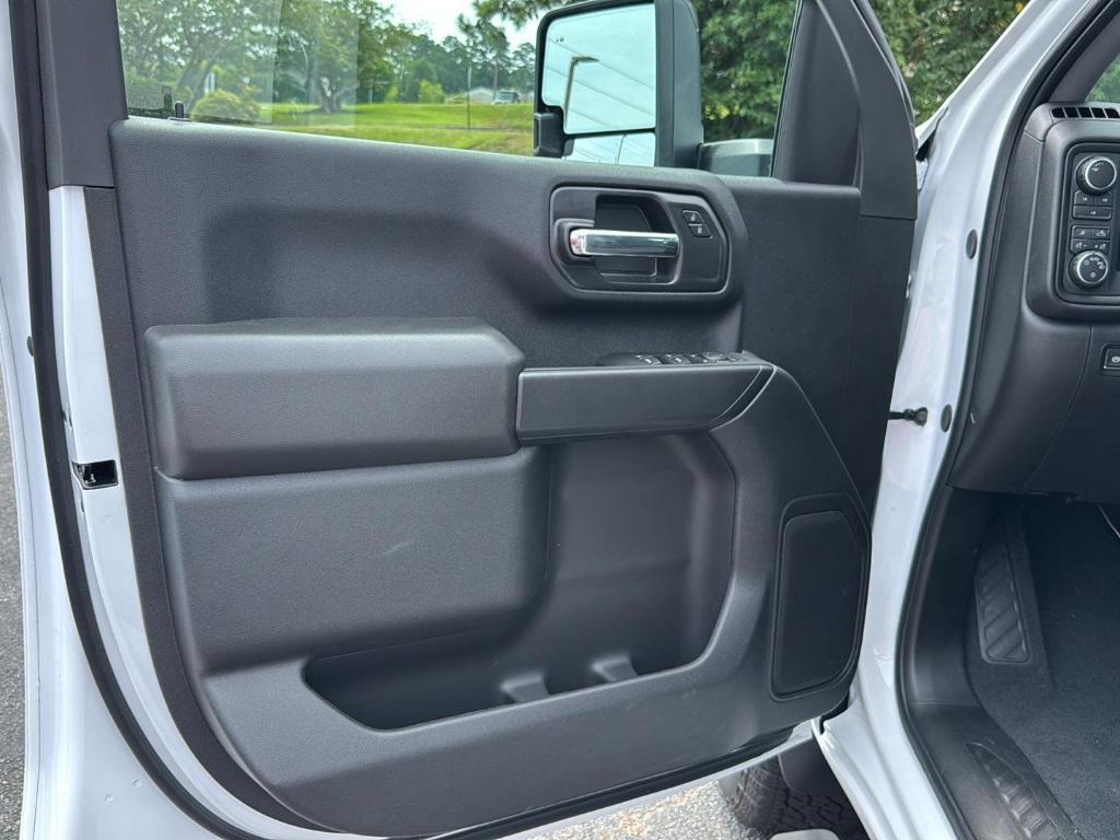 new 2025 Chevrolet Silverado 2500 car, priced at $57,835