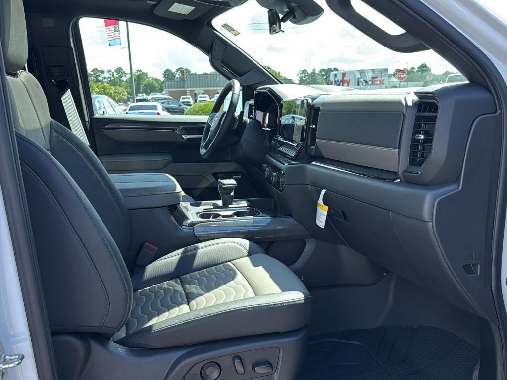 new 2025 Chevrolet Silverado 1500 car, priced at $75,570
