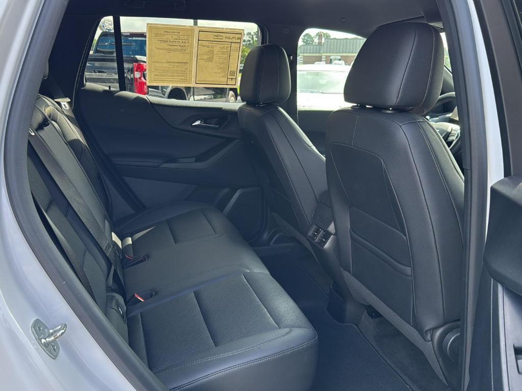 used 2025 Chevrolet Equinox car, priced at $28,999