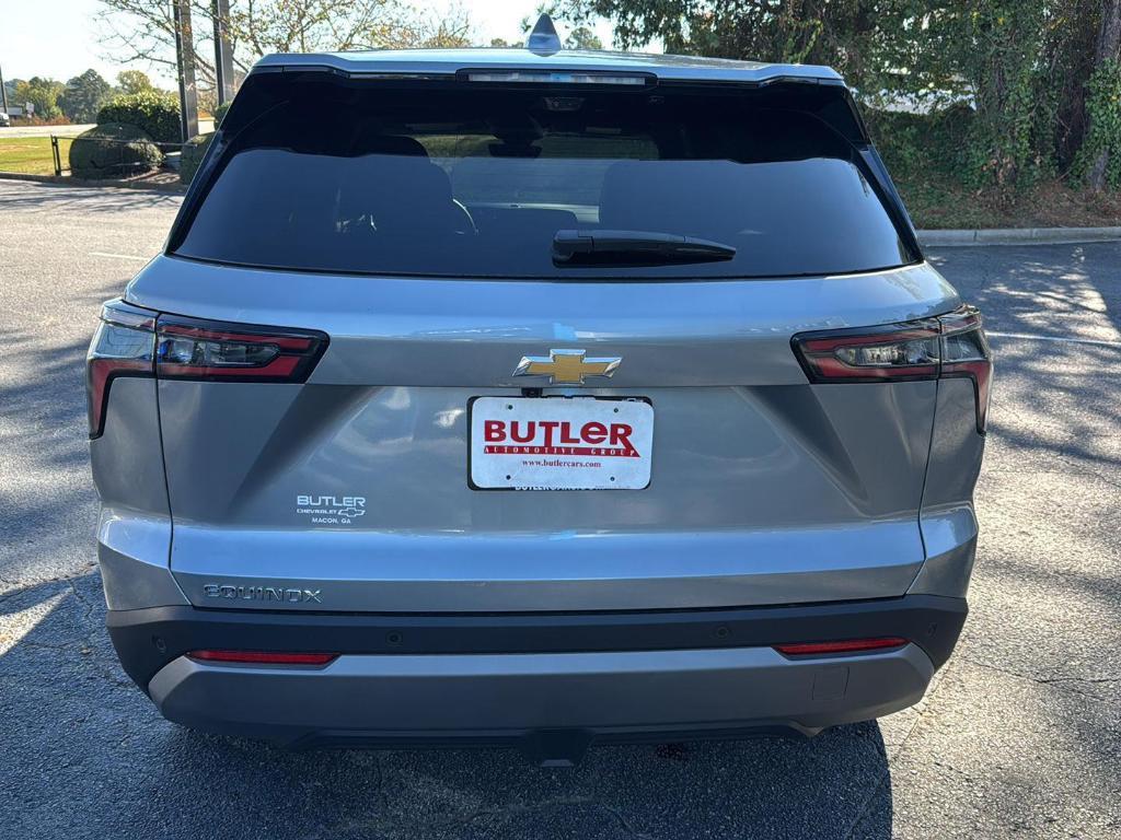 new 2026 Chevrolet Equinox car, priced at $33,755