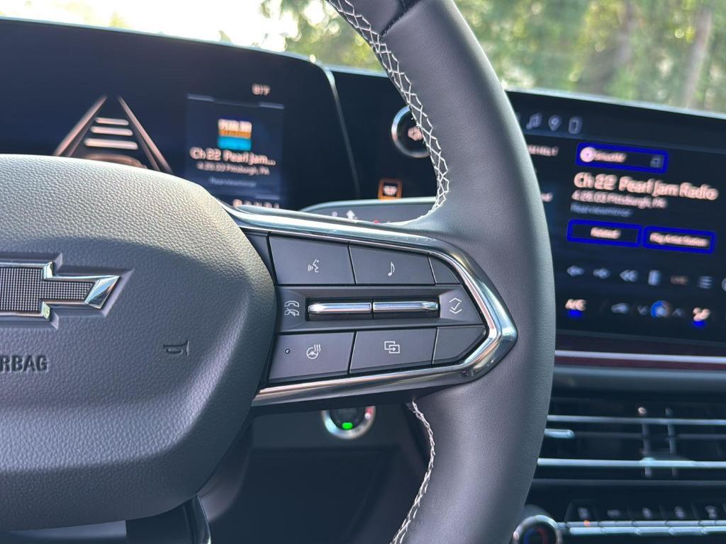 new 2026 Chevrolet Traverse car, priced at $57,930