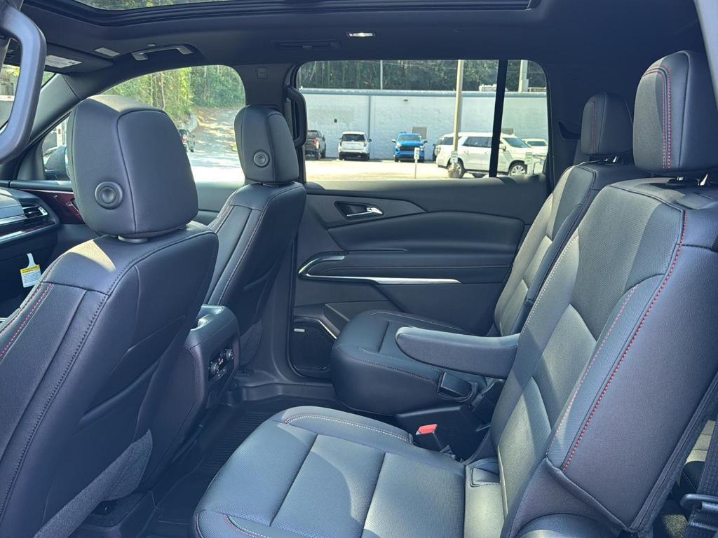 new 2026 Chevrolet Traverse car, priced at $57,930