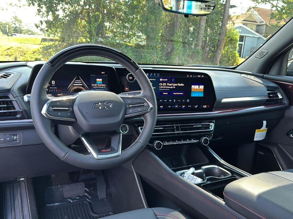 new 2026 Chevrolet Traverse car, priced at $57,930