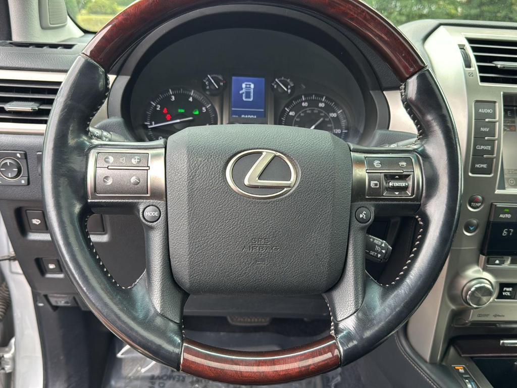 used 2018 Lexus GX 460 car, priced at $33,887