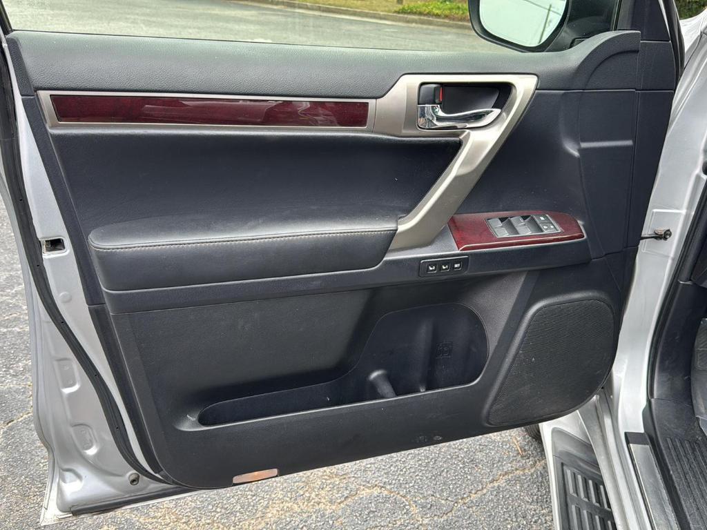 used 2018 Lexus GX 460 car, priced at $33,887