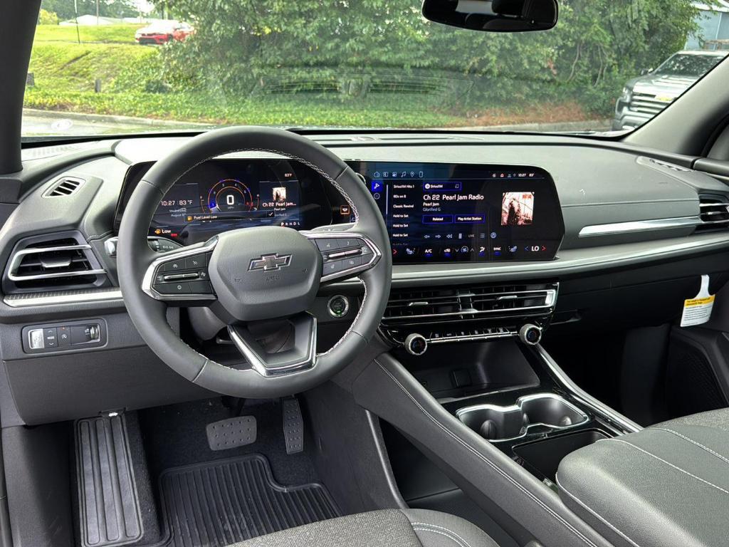 new 2026 Chevrolet Traverse car, priced at $45,495