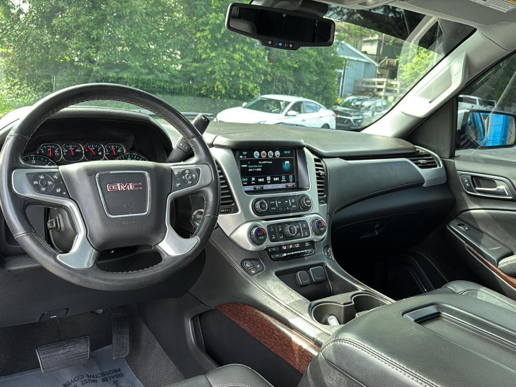 used 2020 GMC Yukon car, priced at $31,999